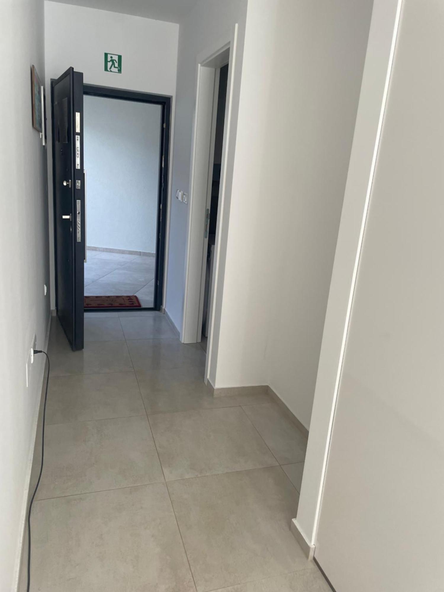 Apartman La Dolce Vita Баньоле Екстериор снимка