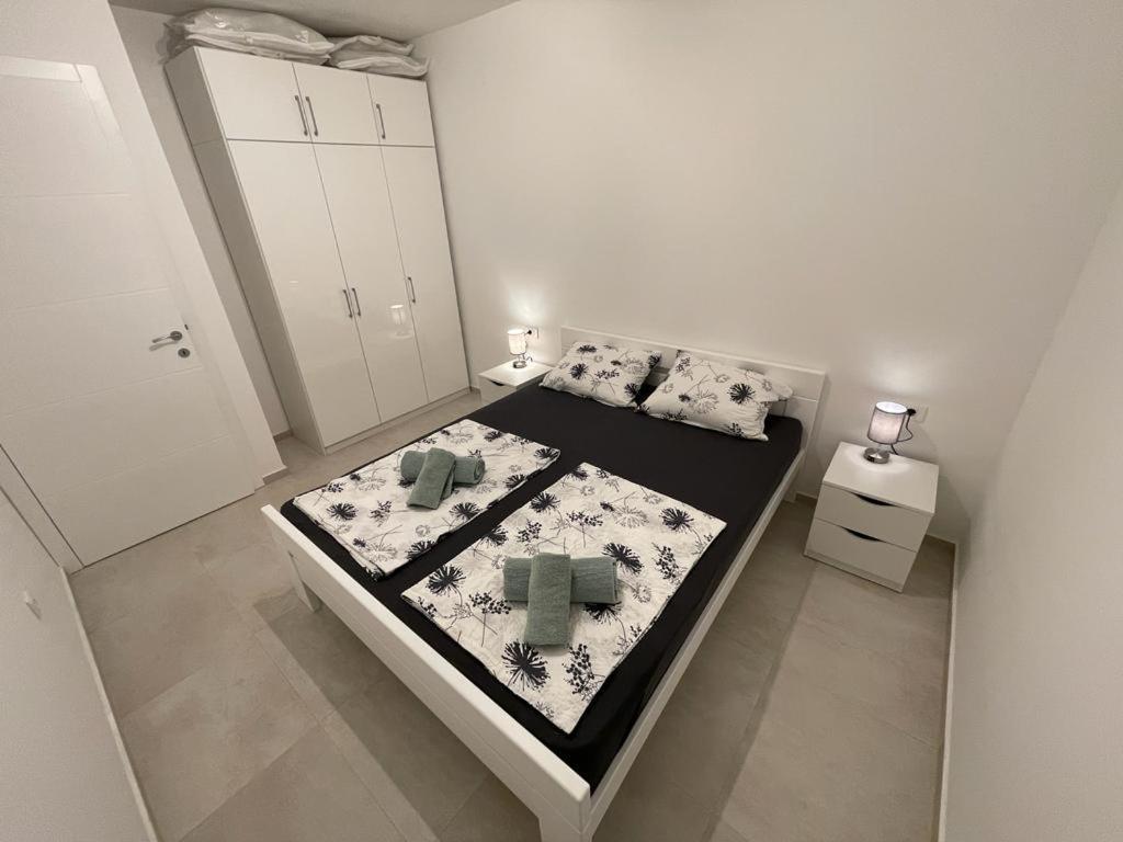 Apartman La Dolce Vita Баньоле Екстериор снимка