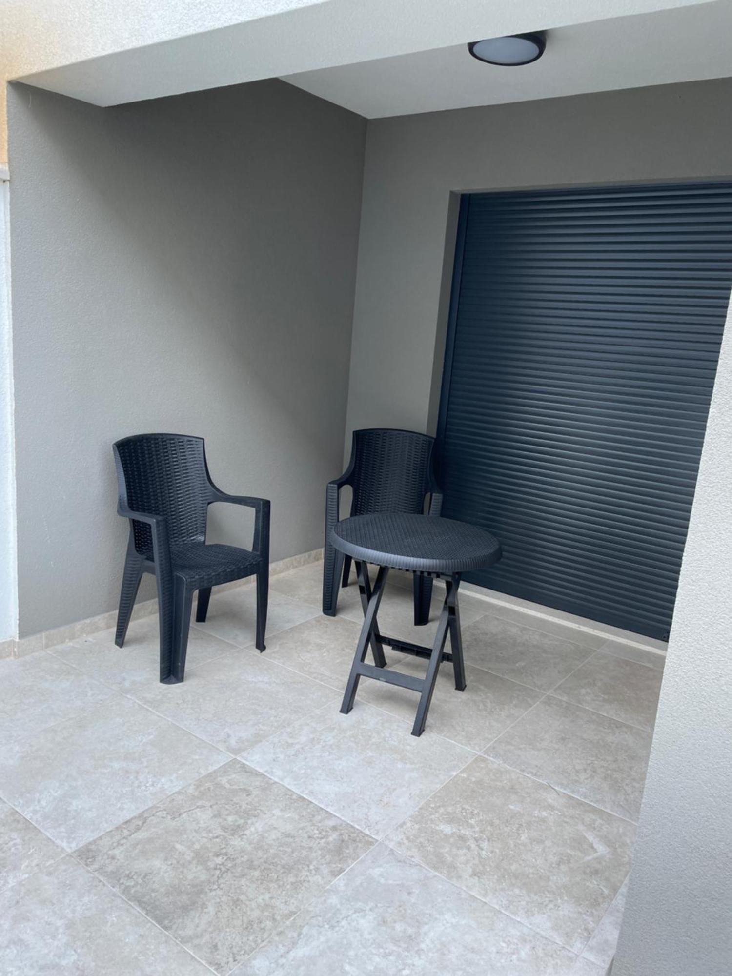 Apartman La Dolce Vita Баньоле Екстериор снимка