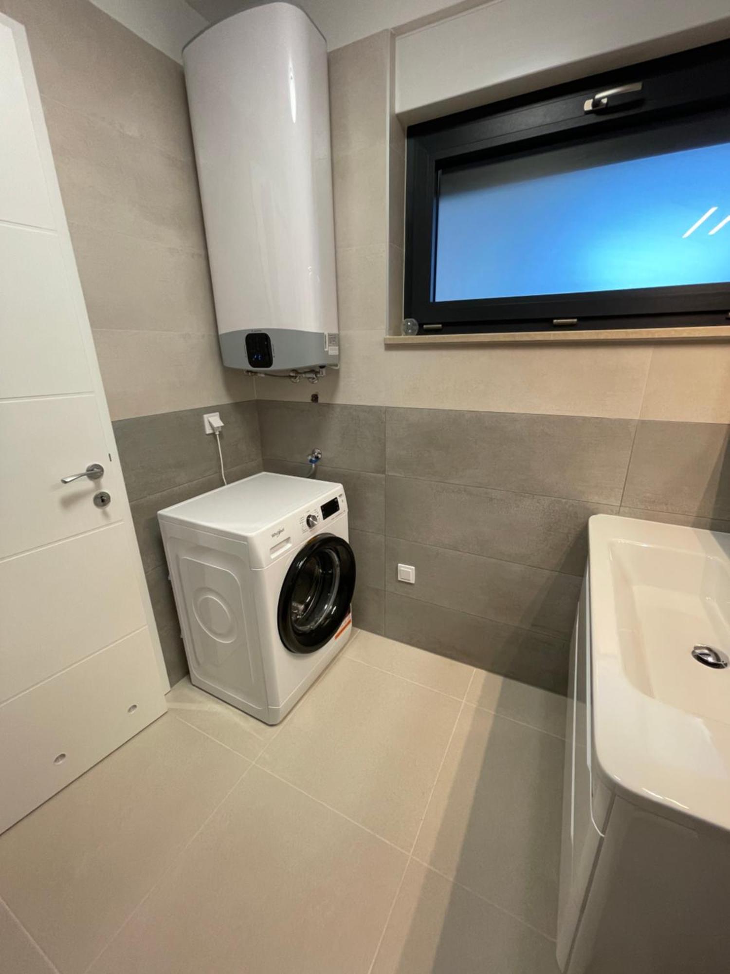 Apartman La Dolce Vita Баньоле Екстериор снимка