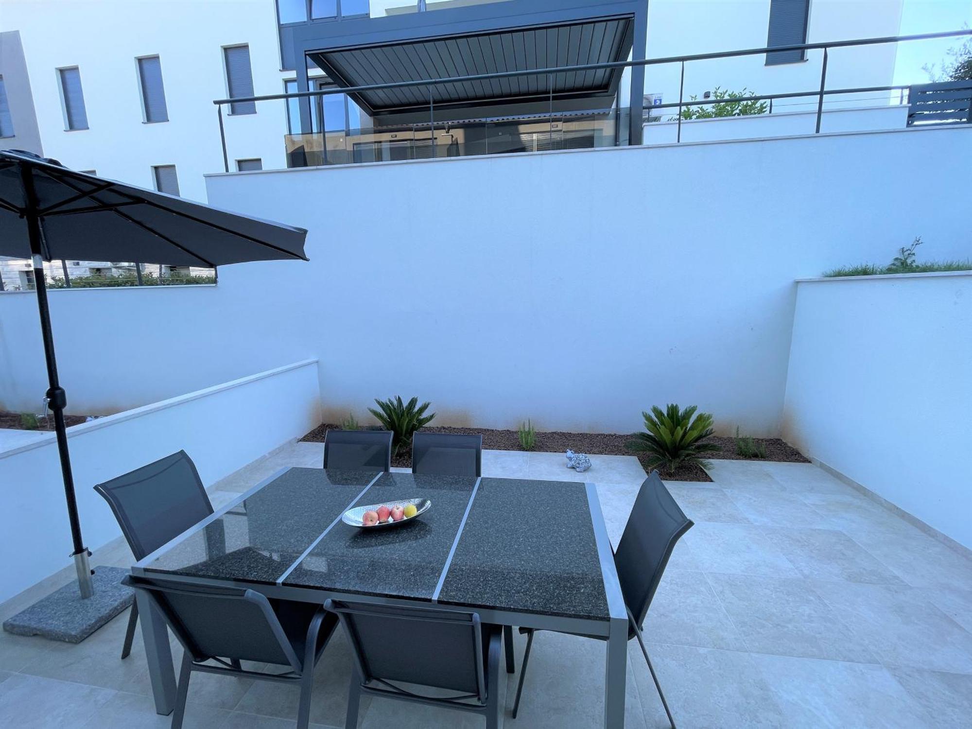 Apartman La Dolce Vita Баньоле Екстериор снимка